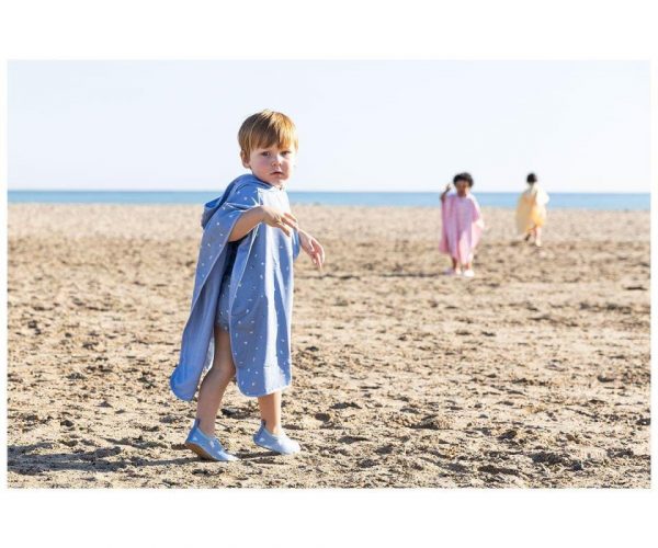 PONCHO DE PLAYA FISHES