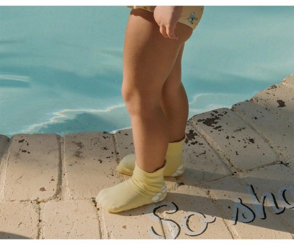 CALCETINES PISCINA CREMA/BEIGE