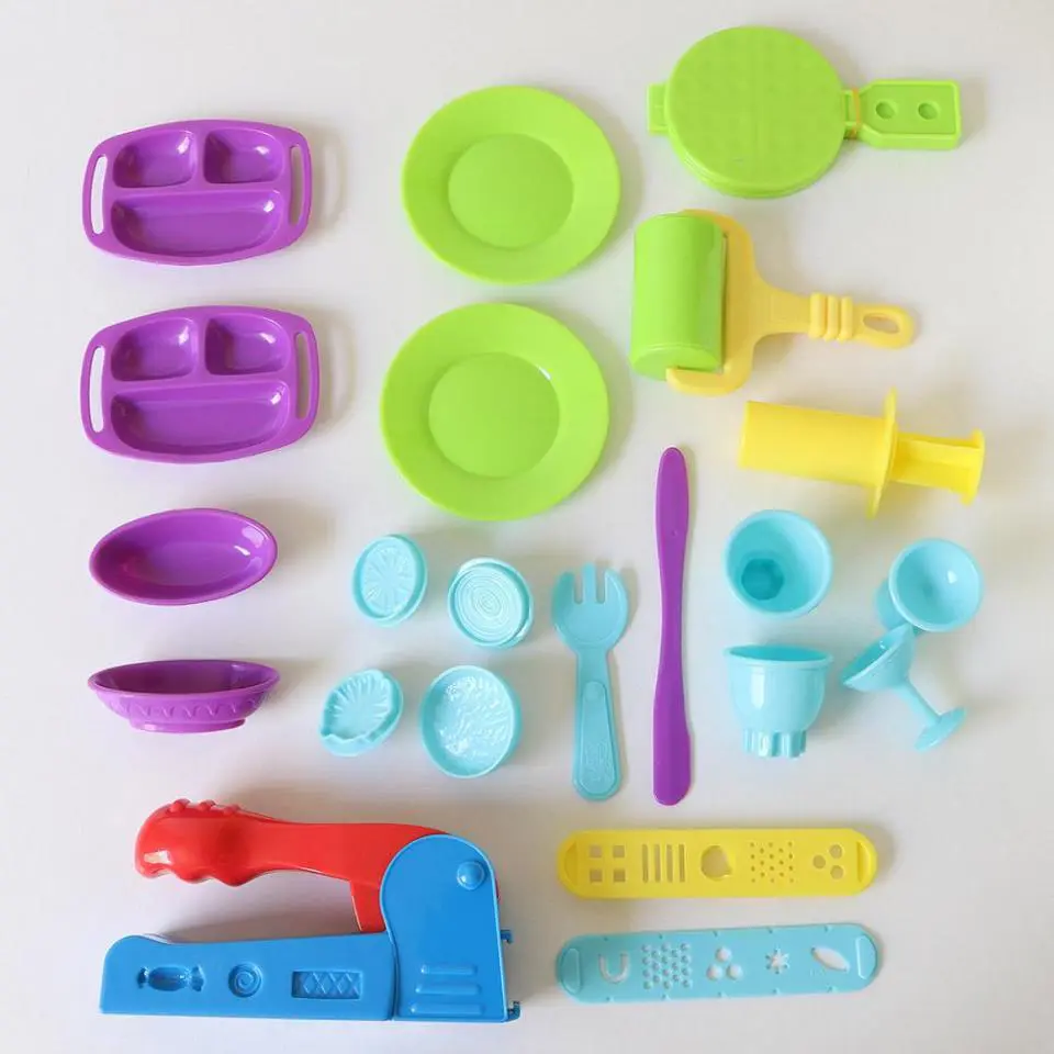 SET DE PLASTILINA CON ACCESORIOS - Imagen 3