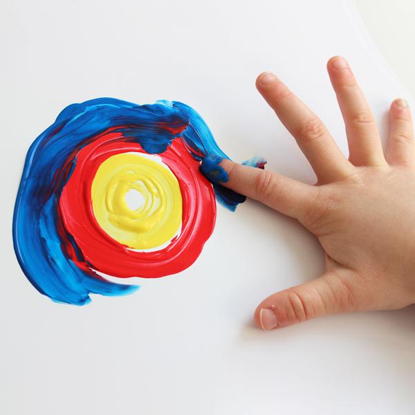 PINTURA DE DEDOS PARA TEXTILES 6 COLORES - Imagen 5