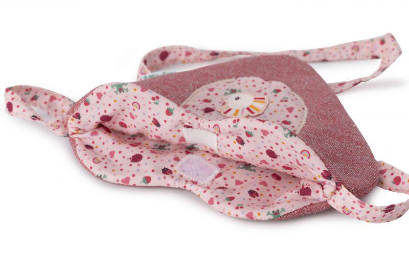 MUÑECA ALINE CON BOLSA EN FORMA DE