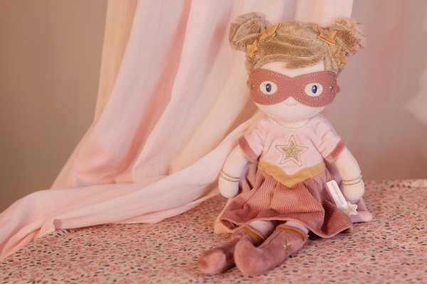 ROSA SUPERHEROINA MUÑECA BLANDITA