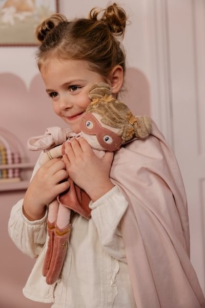 ROSA SUPERHEROINA MUÑECA BLANDITA